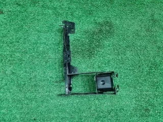 51647245792 кронштейн фары правый BMW 3 F30/F31/GT F34 Арт DIZ0000007244018, вид 1