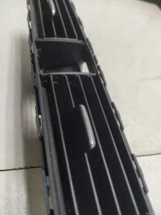 64229130458 BMW Дефлектор воздушный BMW 3 E90/E91/E92/E93 Арт E90256082, вид 4