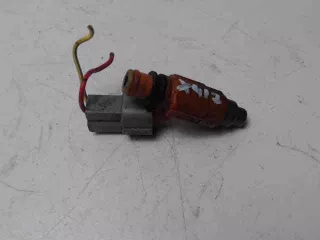  форсунка топливная Mitsubishi Carisma Арт 23007169, вид 1