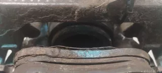 8251317 Volvo Суппорт тормозной передний правый Volvo V70 2 Арт E23611714, вид 9