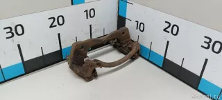 4772109490 Toyota Скоба суппорта переднего правого Toyota Auris 2 Арт E103057362, вид 2