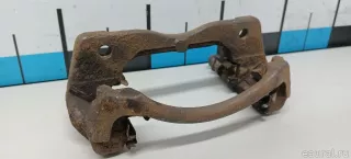 4772109490 Toyota Скоба суппорта переднего правого Toyota Auris 2 Арт E103057362, вид 3