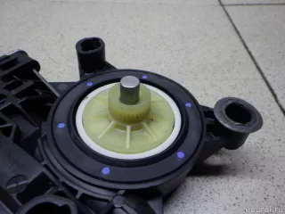 6R0959811DSE1 VAG Моторчик стеклоподъемника Seat Ibiza 4 Арт E31327186, вид 4