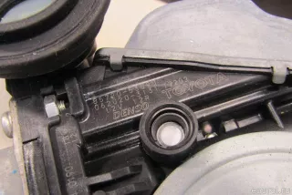 6980253040 Toyota Стеклоподъемник электр. передний левый Lexus IS 3 restailing Арт E80292033, вид 3