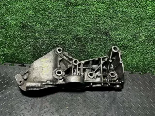 8200072727 Кронштейн компрессора кондиционера Renault Clio 2 Арт 51474, вид 1