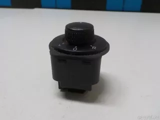 5E0959565BWHI VAG Переключатель регулировки зеркала Skoda Octavia A8 Арт E52470170, вид 6
