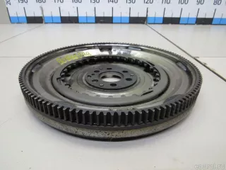 03F105266 VAG Маховик Skoda Rapid Арт E80969888, вид 2