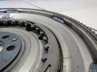 03F105266 VAG Маховик Skoda Rapid Арт E80969888, вид 4