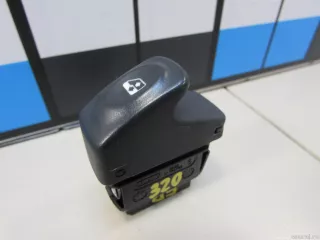 7700838099 Renault Кнопка стеклоподъемника Renault Megane 1 Арт E80982320, вид 2