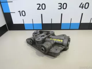 1240A106 Mitsubishi Кронштейн радиатора Mitsubishi Monter 4 Арт E80990960, вид 2
