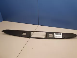 A2057401200 Накладка крышки багажника Mercedes C W205 Арт Z266140, вид 1