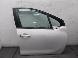 9673360680 Стекло двери передней правой Peugeot 208 Арт 11212139, вид 1
