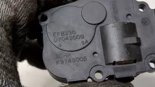 8K0820511C,412650750 Моторчик заслонки печки Audi Q5 1 Арт 20011841, вид 4