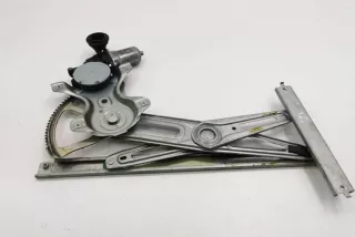 857100D100, 973582100 , art13164917 Молдинг двери передней правой Toyota Yaris 1 Арт 13164917, вид 1