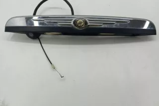 05113252AD, 05113177AB, 05026338AC , art13183831 Накладка подсветки номера Chrysler Voyager 2 Арт 13183831, вид 1