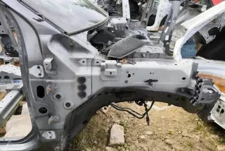art13215582 Четверть передняя правая Land Rover Range Rover 4 Арт 13215582, вид 1