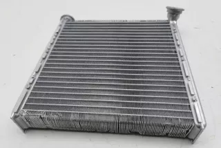 art13225485 Радиатор отопителя (печки) Audi A3 8Y Арт 13225485, вид 4