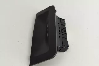 657035736A , art14130097 Разъем AUX / USB Skoda Enyaq Арт 14130097, вид 2