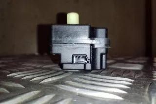 6G9N19E616BA, PL1607526, F7138 , art12668586 Заслонка печки/климат-контроля Volvo XC90 1 restailing Арт 12668586, вид 2