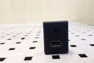 20868798 , art12647600 Разъем AUX / USB Opel Zafira C Арт 12647600, вид 1