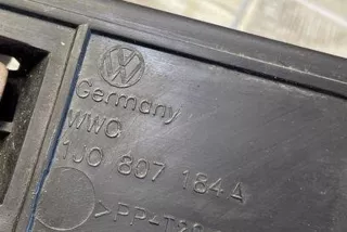 1J0807184A , art8550309 Кронштейн крепления бампера переднего Volkswagen Golf 4 Арт 8550309, вид 3