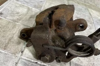 art8554483 Суппорт задний левый Ford Mondeo 1 Арт 8554483, вид 3