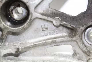 96868422 , art8688379 Кронштейн компрессора кондиционера Chevrolet Orlando Арт 8688379, вид 3