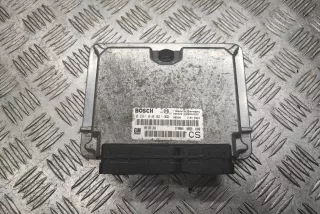 09133269 , art12346436 Блок управления двигателем Opel Zafira A Арт 12346436, вид 1