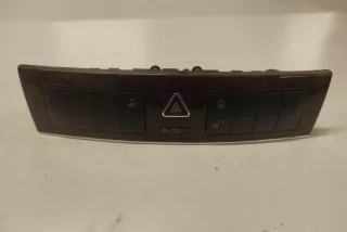 2038215281, 40520082001, 33634901 , art13387318 Кнопка аварийной сигнализации Mercedes C W203 Арт 13387318, вид 1