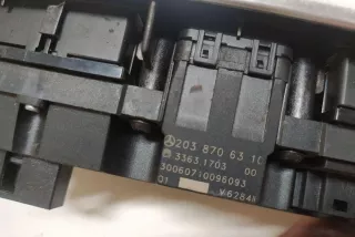 2038706310, 3363170300, 3882W48A106A109 , art13387322 Кнопка аварийной сигнализации Mercedes C W203 Арт 13387322, вид 2