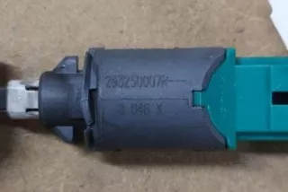 253250007R , art13396492 Выключатель концевой (концевик) Renault Laguna 3 Арт 13396492, вид 2