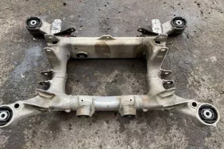 6798545, HT6ZBF10, 190898774 , art13465179 Балка подвески задняя BMW 5 F10/F11/GT F07 Арт 13465179, вид 1