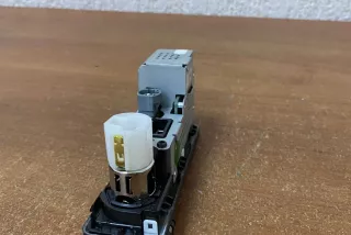 FW9319E110AD, #800 , art12779665 Разъем AUX / USB Land Rover Discovery 5 Арт 12779665, вид 4