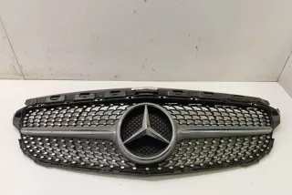 art13754847 Заглушка (решетка) в бампер передний Mercedes C W205 Арт 13754847, вид 1