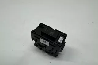 A2069056902 , art13755043 Кнопка открытия лючка топливного бака Mercedes C W206 Арт 13755043, вид 2