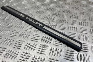 8659960 , art10157630 Накладка на порог Volvo V70 3 Арт 10157630, вид 1