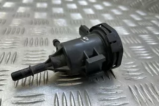 A0014760532 , art12811144 Клапан воздушный Mercedes C W205 Арт 12811144, вид 1