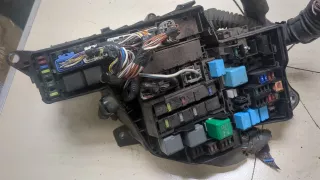 8266630810 Блок предохранителей Lexus GS 3 Арт 20015055, вид 4