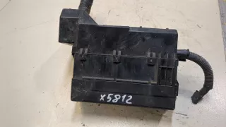 24380AU000 Блок предохранителей Nissan Almera N16 Арт 20026509