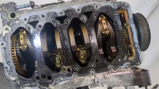 06B103011AL Блок цилиндров Volkswagen Passat B6 Арт 20027238, вид 3