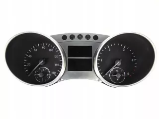 A2515409047 Щиток приборов (приборная панель) Mercedes R W251 Арт AL8155762998, вид 1