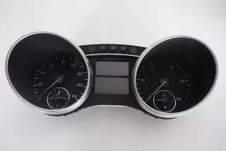 1645405047 Щиток приборов (приборная панель) Mercedes R W251 Арт AL16087001156_2, вид 1