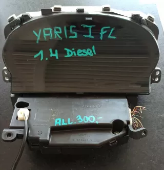 21655864-5 Щиток приборов (приборная панель) Toyota Yaris 4 Арт AL16318502923, вид 1