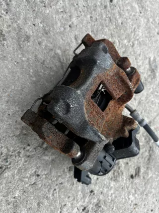 LX61-2D250-BNC,IS Суппорт тормозной задний правый Ford Escape 3 Арт AL16362680064, вид 4