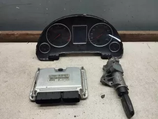  Блок управления двигателем Audi A4 B6 Арт AL16473083979, вид 1