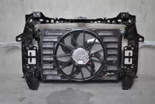  Радиатор основной Audi Q7 4M Арт AL16640192267