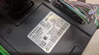 284b14449r Блок бортовой сети Renault Megane 4 Арт 20036619, вид 2