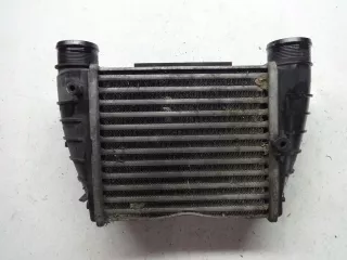 8E0145806Q Интеркулер Audi A4 B7 Арт AL9067085334, вид 2
