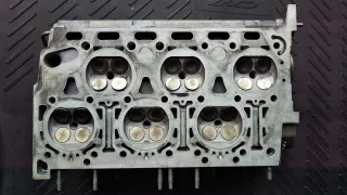  Клапанная крышка Bentley Bentayga Арт AL7622371488, вид 2
