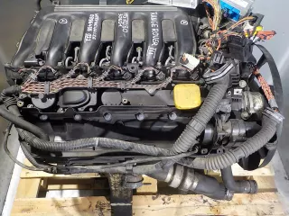 M57D30,306D1 Клапанная крышка Land Rover Range Rover 3 Арт AL16485666012, вид 6
